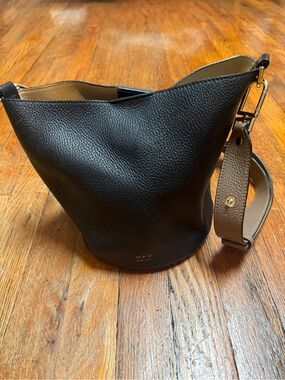 OAD New York Black Pebbled Leather Bucket Shoulder Bag with Taupe Strap